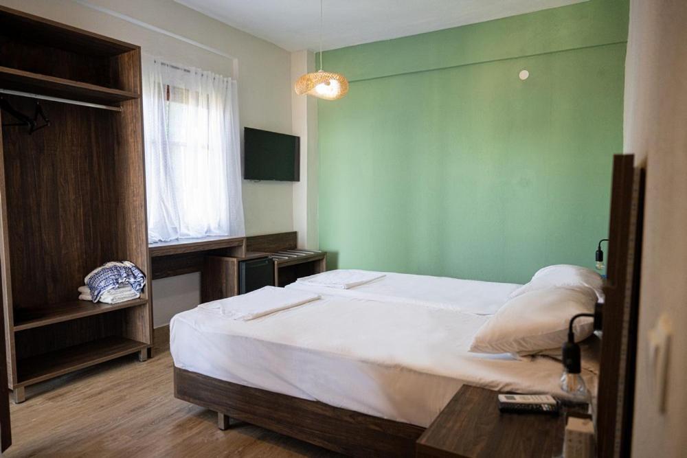 Este Luxury Apartments Криопиги Экстерьер фото