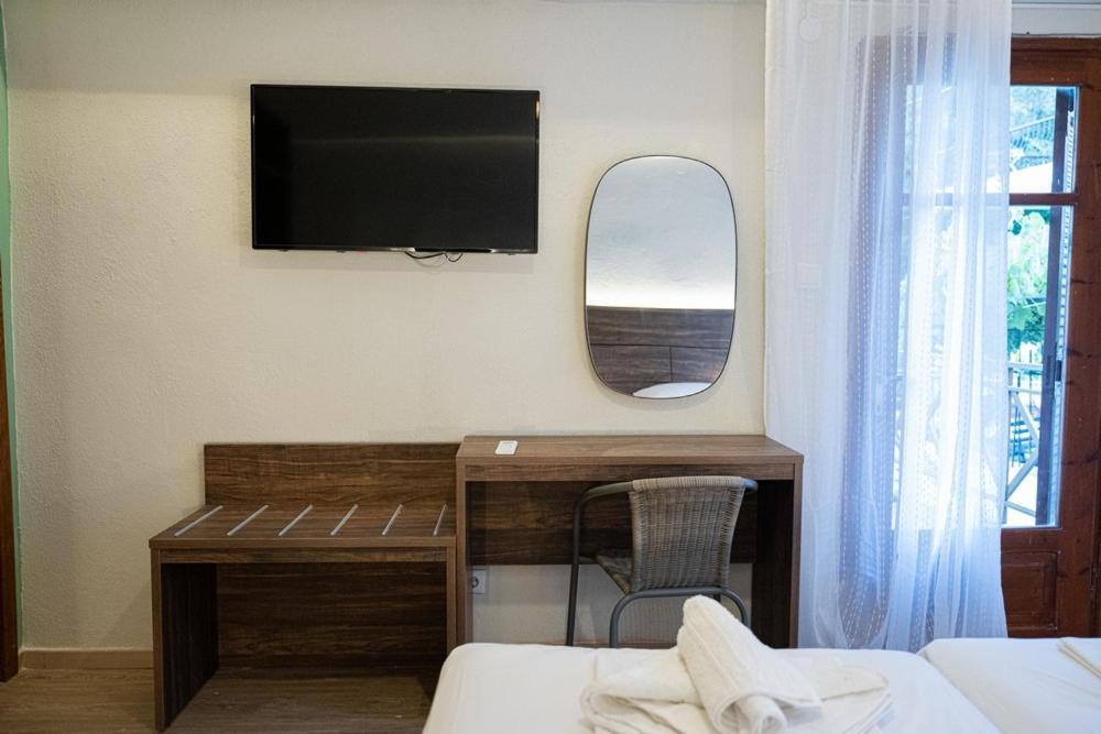 Este Luxury Apartments Криопиги Экстерьер фото